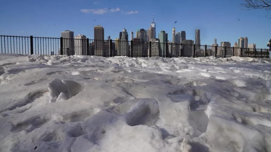 炸彈氣旋襲美逾百人喪生 1.5 億人陷極寒警報 佛州比冰島還冷的封面圖片