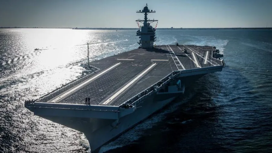 美最強航艦福特號中東紅海部署驚傳起火 2 官兵受傷的封面圖片