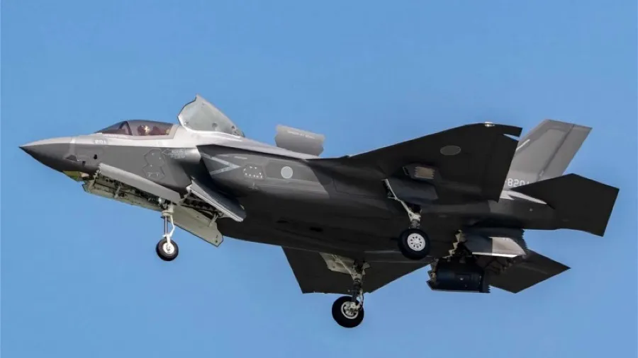 日本F-35B 匿蹤戰機首批8月部署台灣周邊熱區的封面圖片