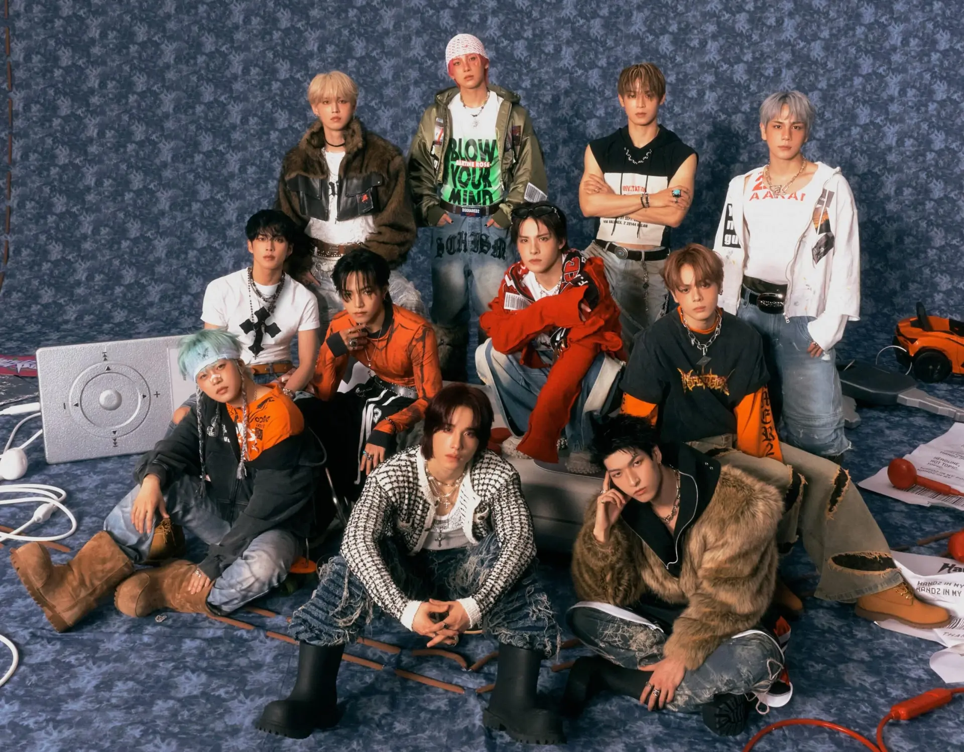 值得一提的是，JO1近年來爭議不斷，此前已相繼爆出成員劈腿、賭博等負面新聞，此次迪士尼事件可謂雪上加霜。截至發稿前，JO1所屬經紀公司及MAMA主辦方均未對該事件作出回應。(圖：視頻截圖)