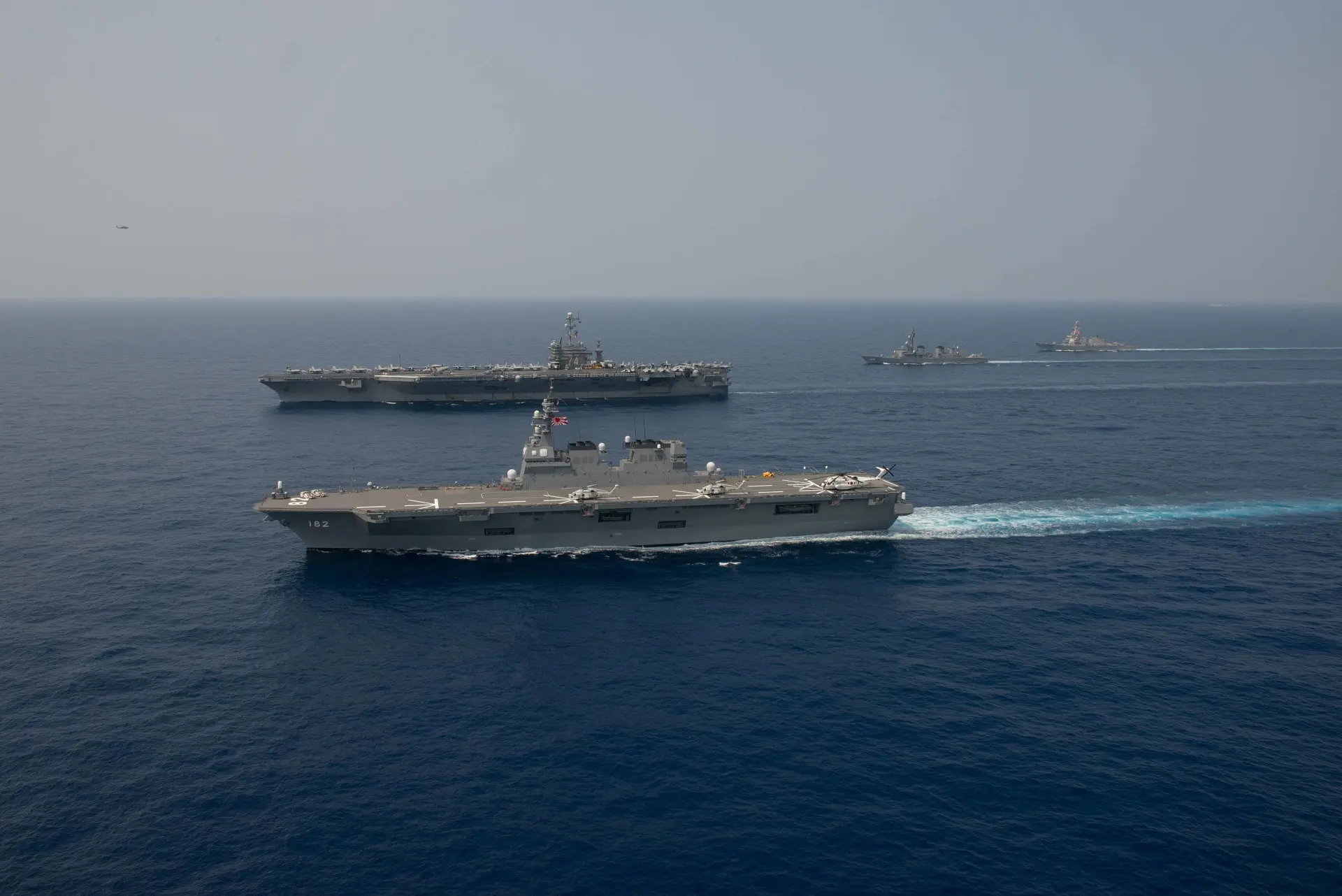 日本自衛隊派出1,400名精銳，不僅出動具備強大打擊能力的「伊勢號」準航母與雷號護衛艦，更首次將「12式岸置反艦飛彈」部署至菲律賓呂宋島。(圖：維基百科)