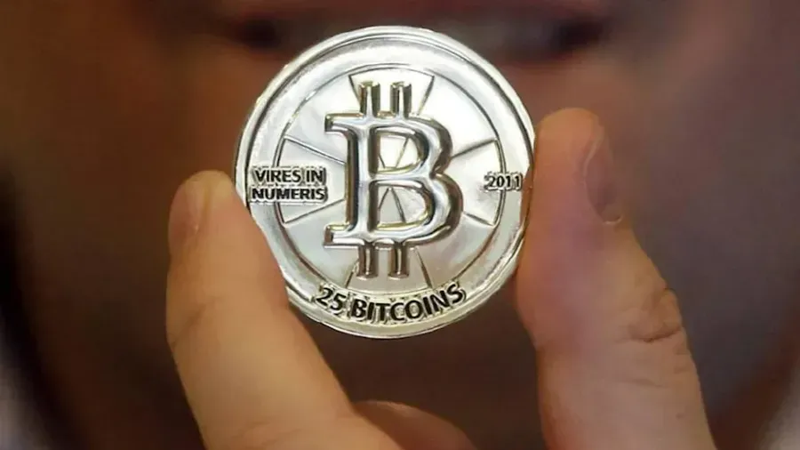 比特幣血崩！一夕蒸發20億美元 創史上單日最大規模紀錄的封面圖片