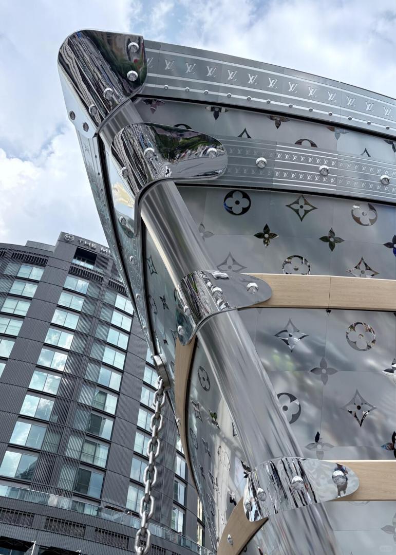  LV「巨輪」（來源：夢遊的 Z @小紅書）