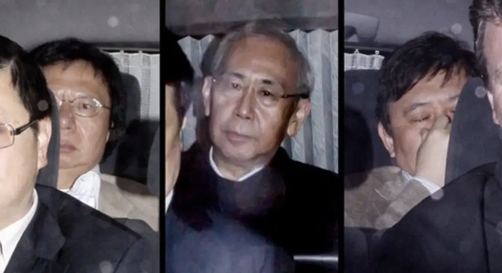 廉署其後擴大調查，查閱許仕仁的稅務文件，出動法證會計師查閱230個戶口、數以千計的匯款記錄，最終查出其在任職及卸任政務司司長前後，從新地前聯席主席郭炳江、郭炳聯，經新地前執董陳鉅源及港交所前高級副總裁關雄生處，收取共約1968萬元利益。(圖：網絡翻攝)