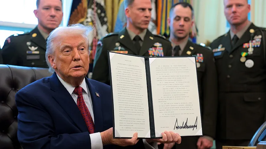 非法芬太尼列「大規模殺傷性武器」 特朗普簽令 要求司法部國防部加強打擊的封面圖片