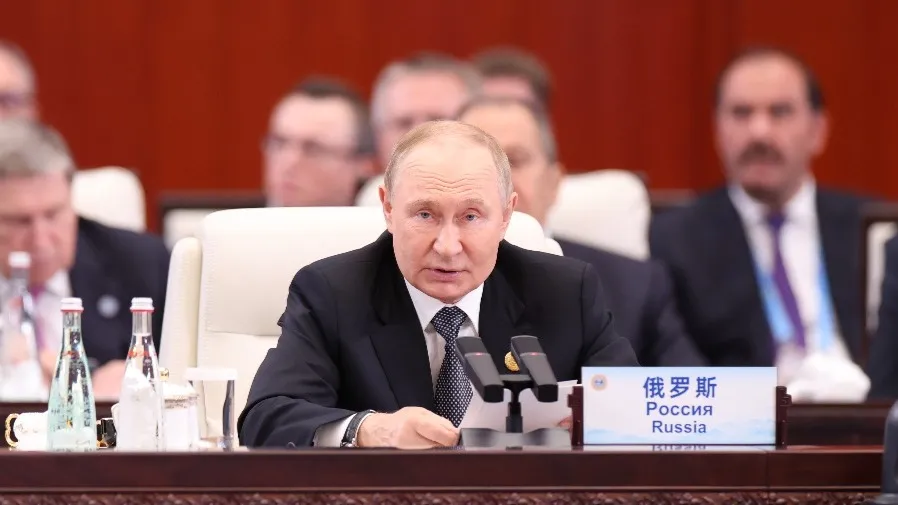 美俄核試風波升級 特朗普下令恢復核試驗 普京回應俄羅斯將評估對稱措施的封面圖片