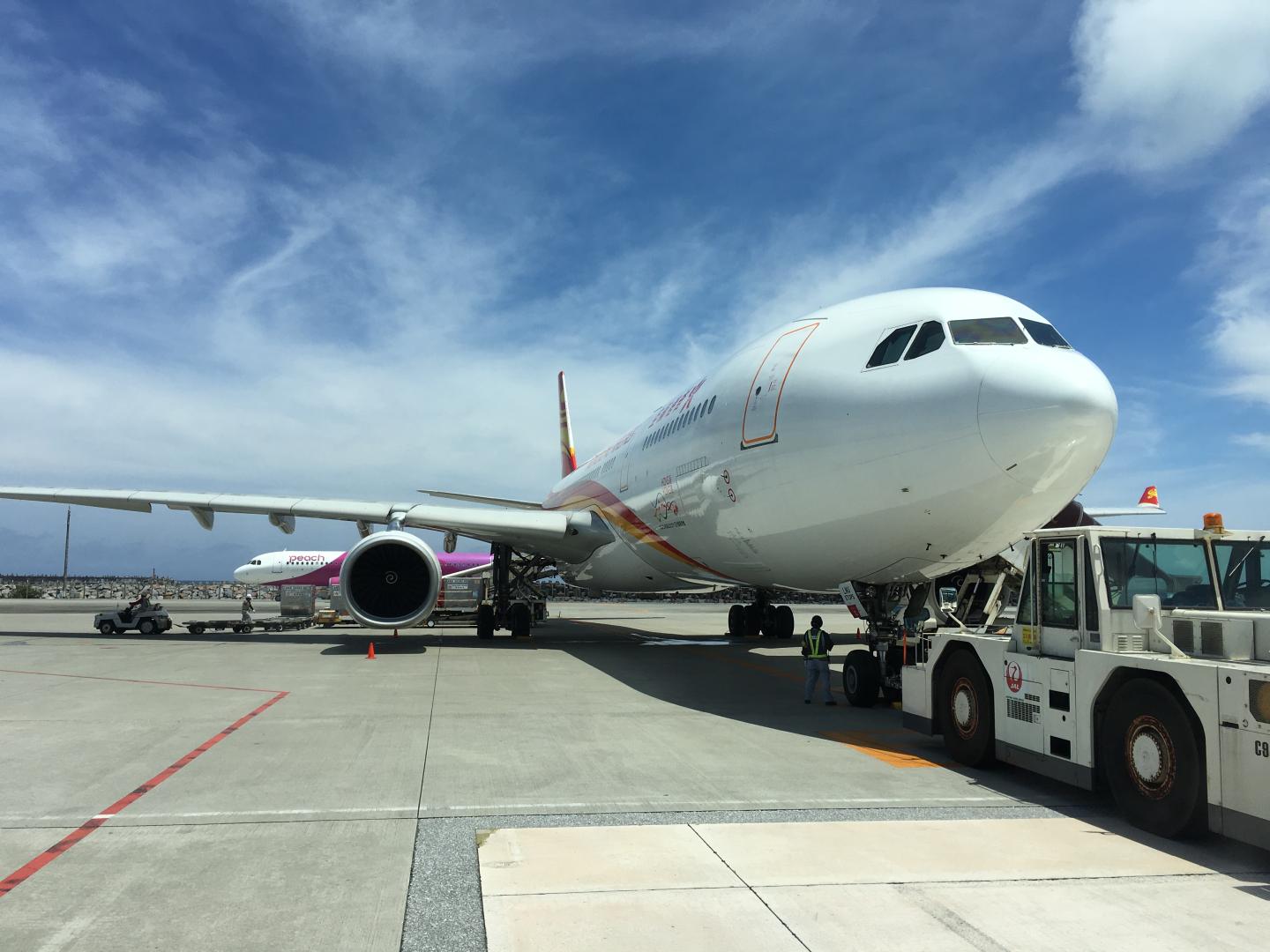 海外機場飛機停機坪(藍莓日報)