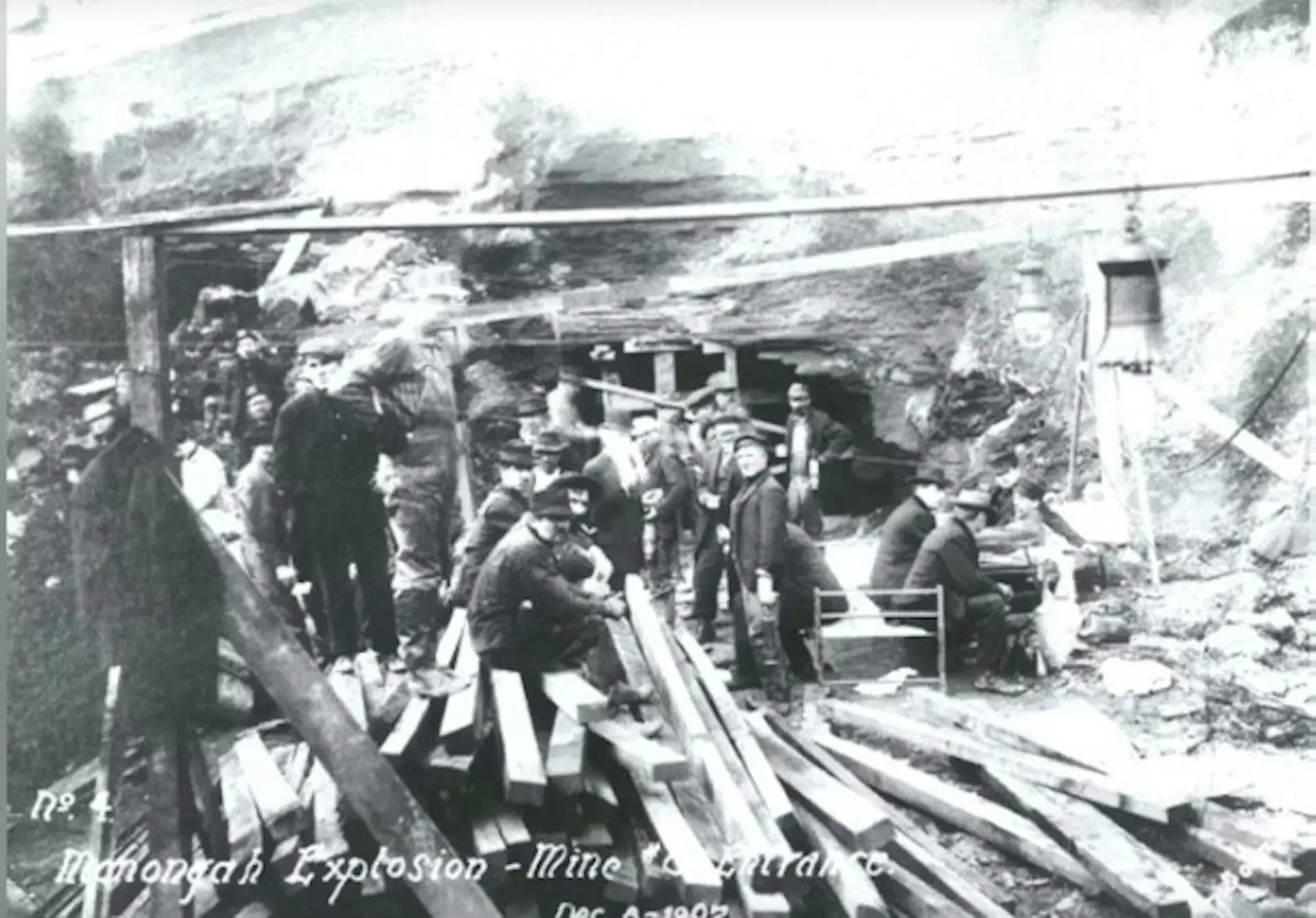 1907年12月6日，美國西維珍尼亞州（West Virginia）發生當地史上最嚴重的煤礦爆炸事故，高達362名礦工不幸離世。（來源：West Virginia Mine Wars Museum）