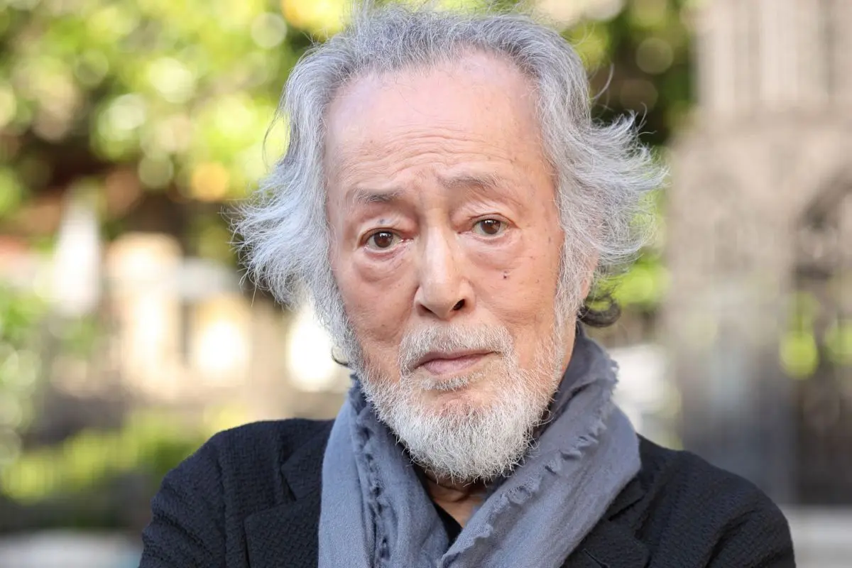 日本國寶級男星仲代達矢（本名仲代元久）離世的消息於 11 月 11 日獲證實，這位橫跨昭和、平成、令和三個時代的演藝巨匠，於上周六（8 日）辭世，享年 92 歲。(圖：網絡截圖)