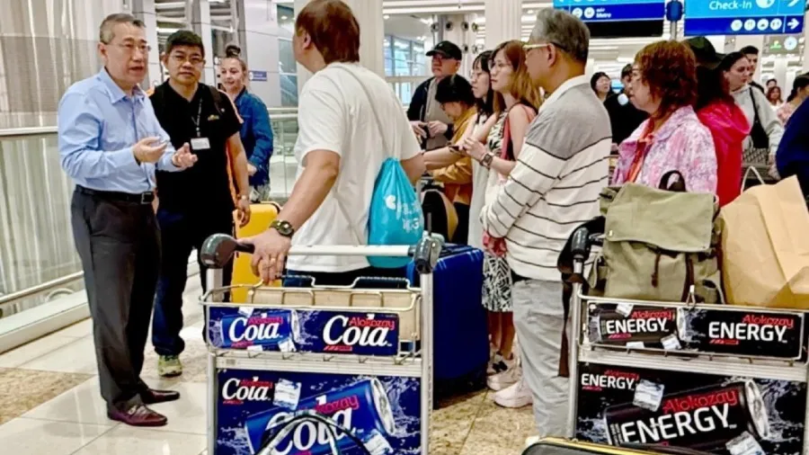 美以攻伊｜入境處接 790 名中東港人查詢 250 人已安全離開中東的封面圖片
