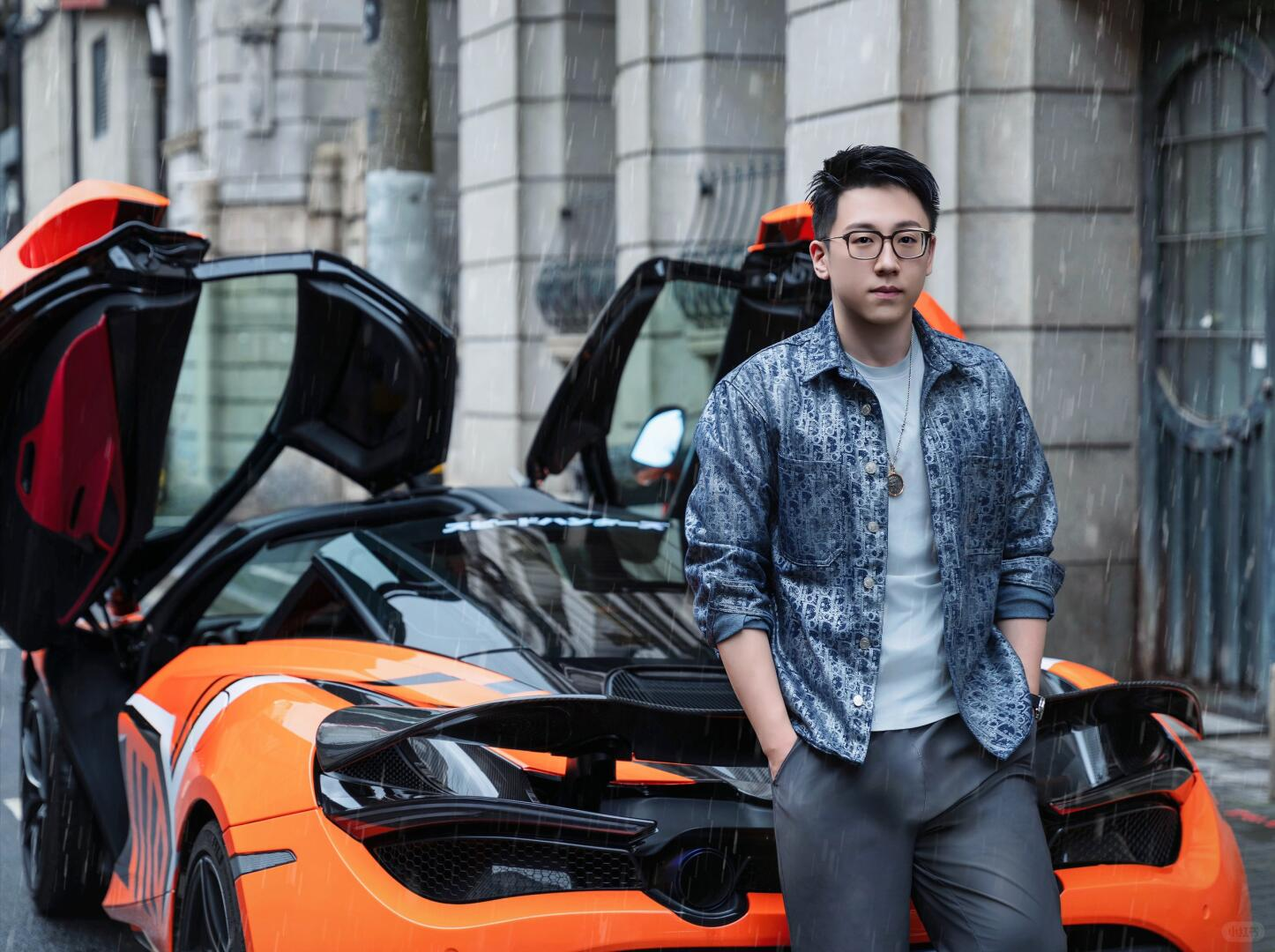 上海有一位名叫「小小阿正（尾巴哥）」的男網紅，在網上頗有名氣，小紅書粉絲數量達 5.1 萬。（來源：小小阿正（尾巴哥）@小紅書）