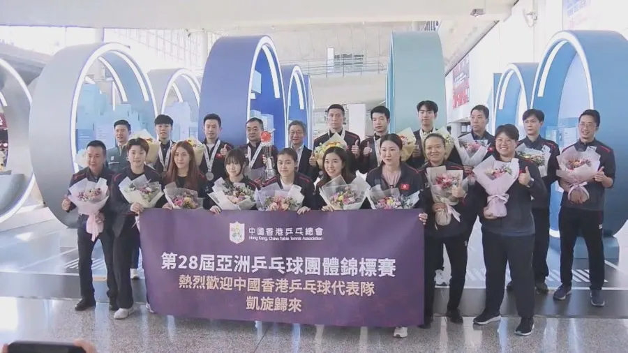 2025 亞錦賽港隊男團首奪銀牌 黃鎮廷率隊創 16 年最佳戰績的封面圖片