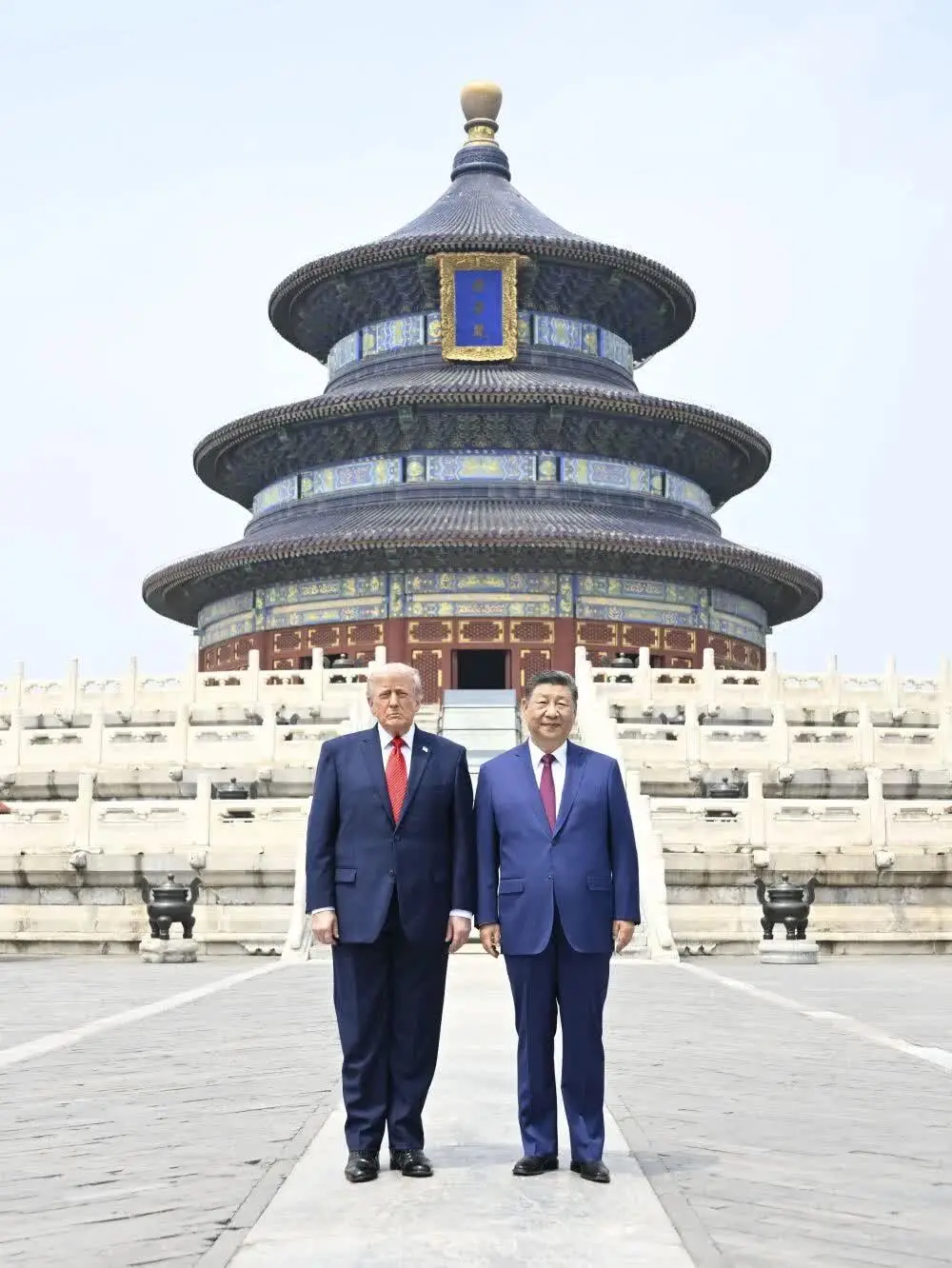 5月14日，習近平主席同美國總統特朗普參觀天壇。「驚艷！大美中國！」特朗普抵達天壇後有感而發。新華社