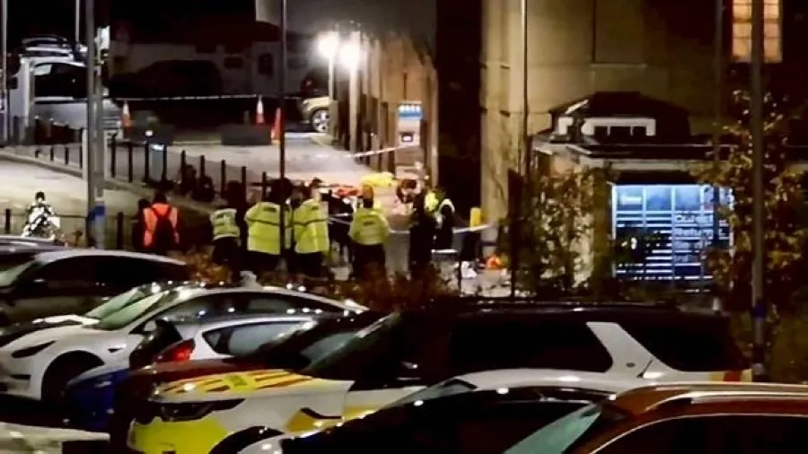 英國列車狂徒隨機斬人 10人送院9危殆 兩疑犯被捕的封面圖片