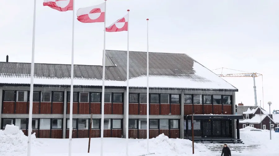 特朗普奪取格陵蘭引爭議 英歐擬設北約任務部署軍艦飛機的封面圖片