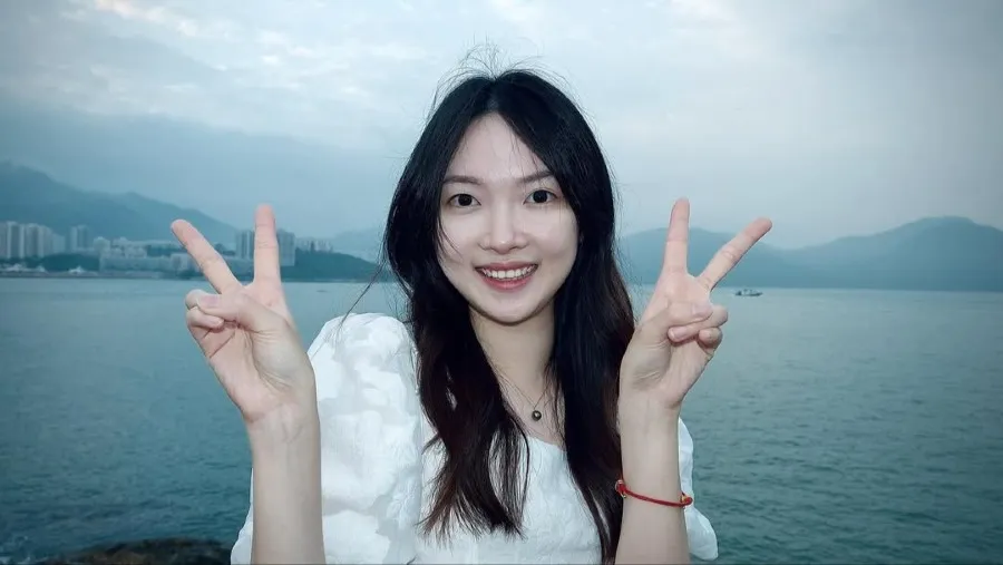 白玥雨辰長腿造型吸睛!被指接棒林婷婷 2.0 成新寵的封面圖片