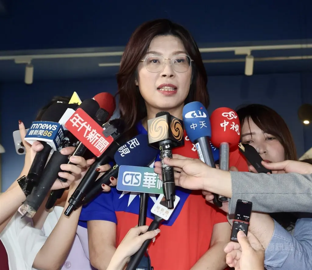鄭麗文以6萬多票贏得選舉 中央社