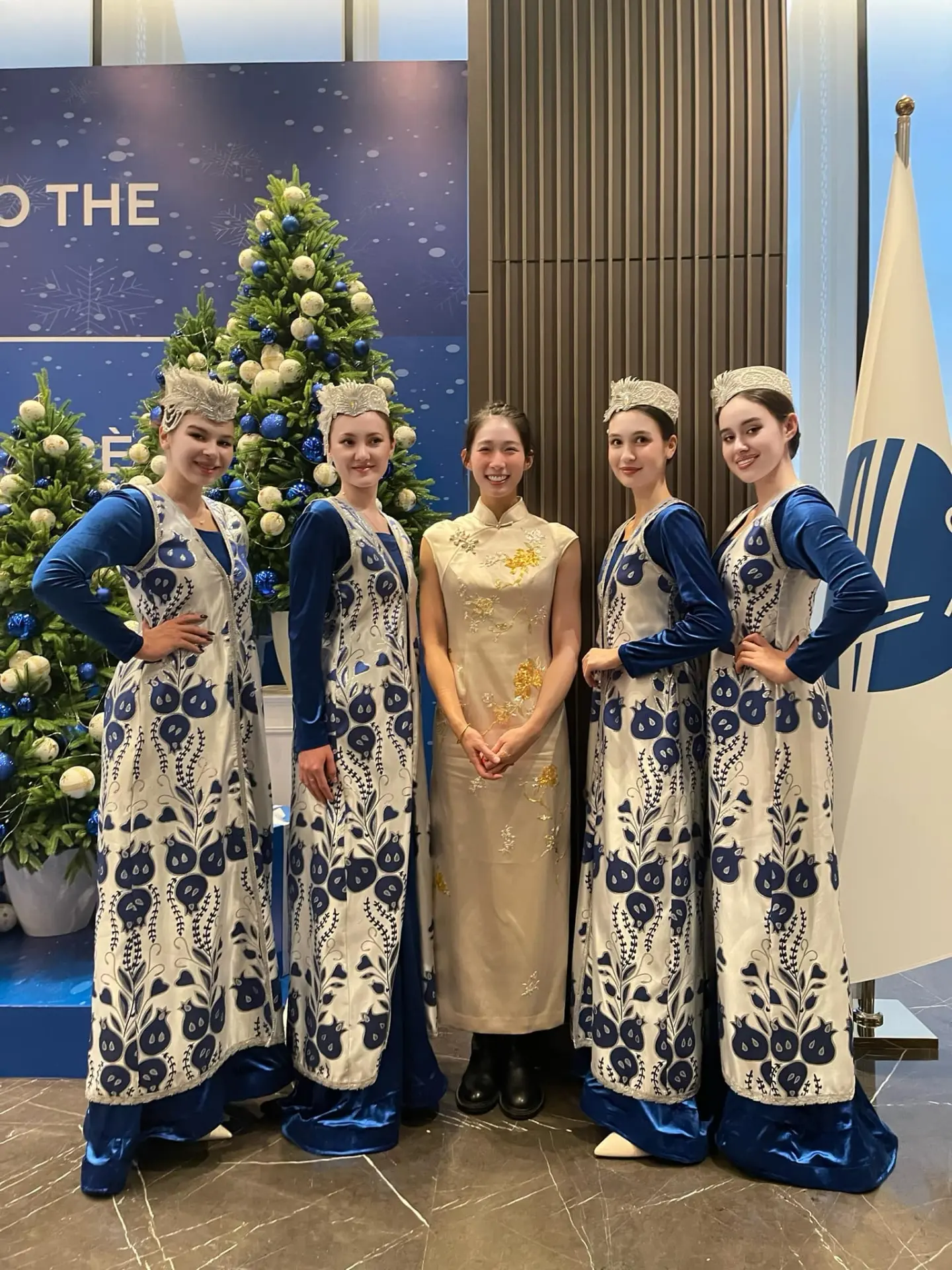 江旻憓不僅在體育領域成績斐然，她在 2021 年獲頒「傑青」，今年獲頒銀紫荊星章，並擔任青年發展委員會委員、全國青聯常委等職務。(圖：Vivian Kong 江旻憓@FB)