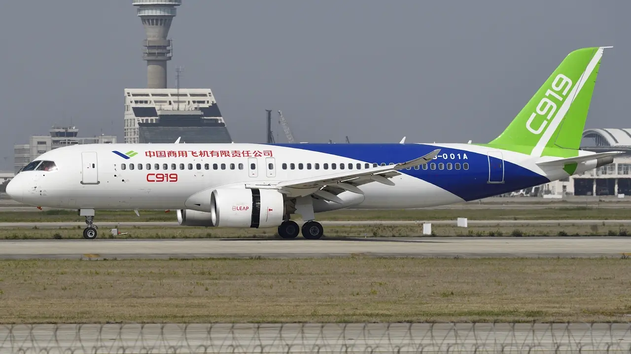 在這一成熟且封閉的行業格局中，中國商飛C-919的「適航出海」，從來不是單純的技術驗證，而是一場耗時長、層次深、步步為營的「產業戰略」博弈。(圖：維基百科)