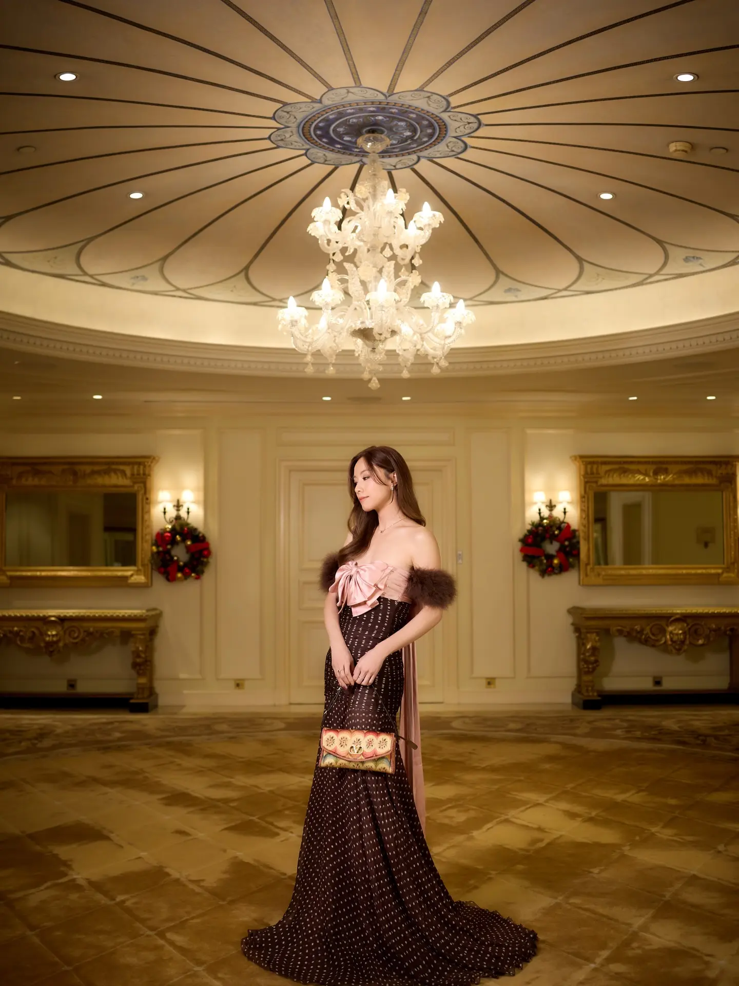 這組照片在網絡上傳播後，不僅觀看次數持續攀升，相關話題也成為熱爆話題之一，足以見得鄧麗欣的超高人氣與大眾對她的喜愛。(圖：stboo@IG)