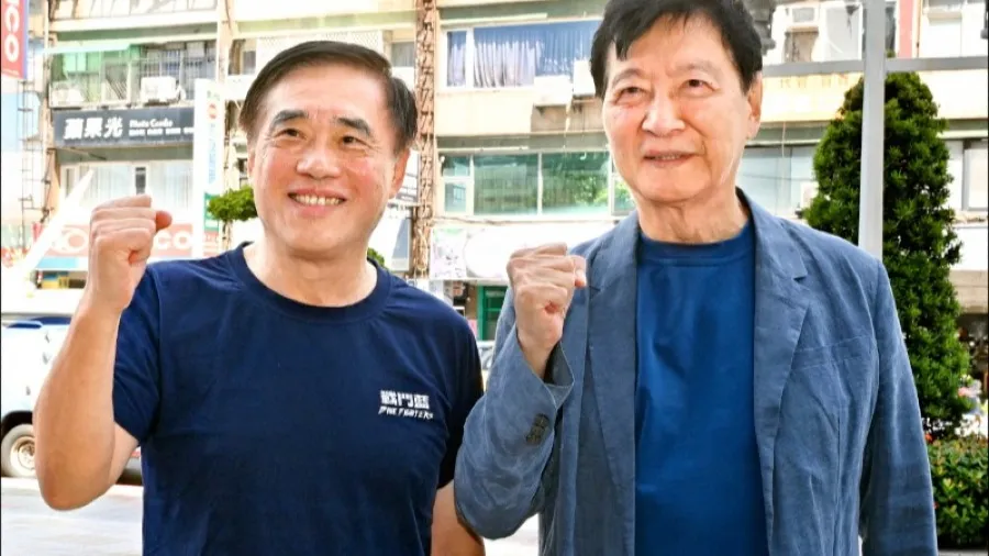 國民黨主席選舉郝龍斌民調落後 「影武者」趙少康竟扯「大陸頻道介入」的封面圖片