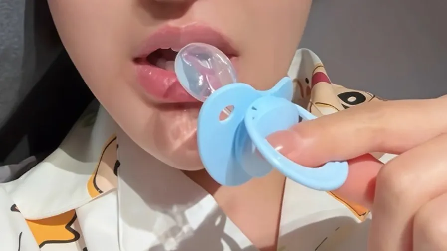 爆火的成年人奶嘴可以戒菸減肥？恐怕會毀掉牙齒！的封面圖片