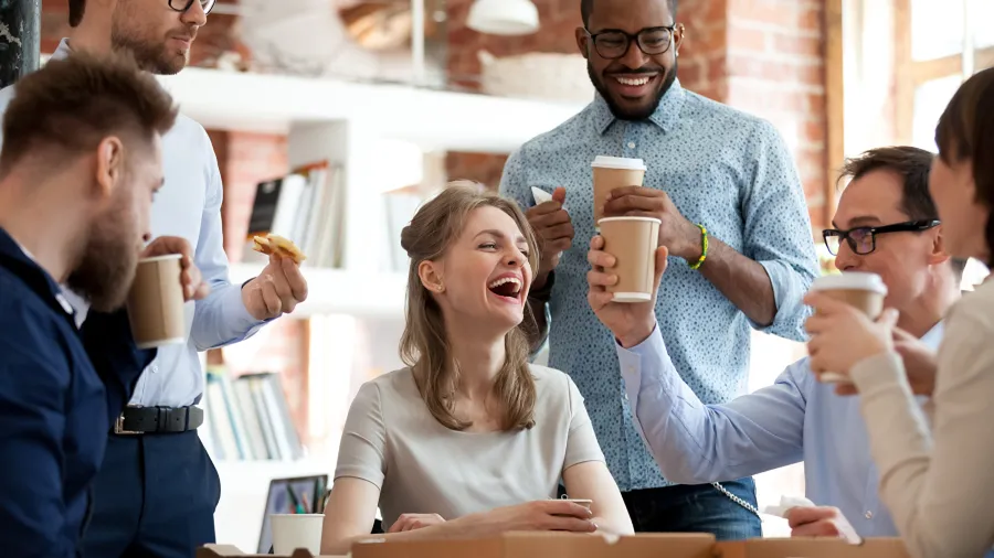 名叫「Happy」的他,求職面試竟遭遇這種事?的封面圖片