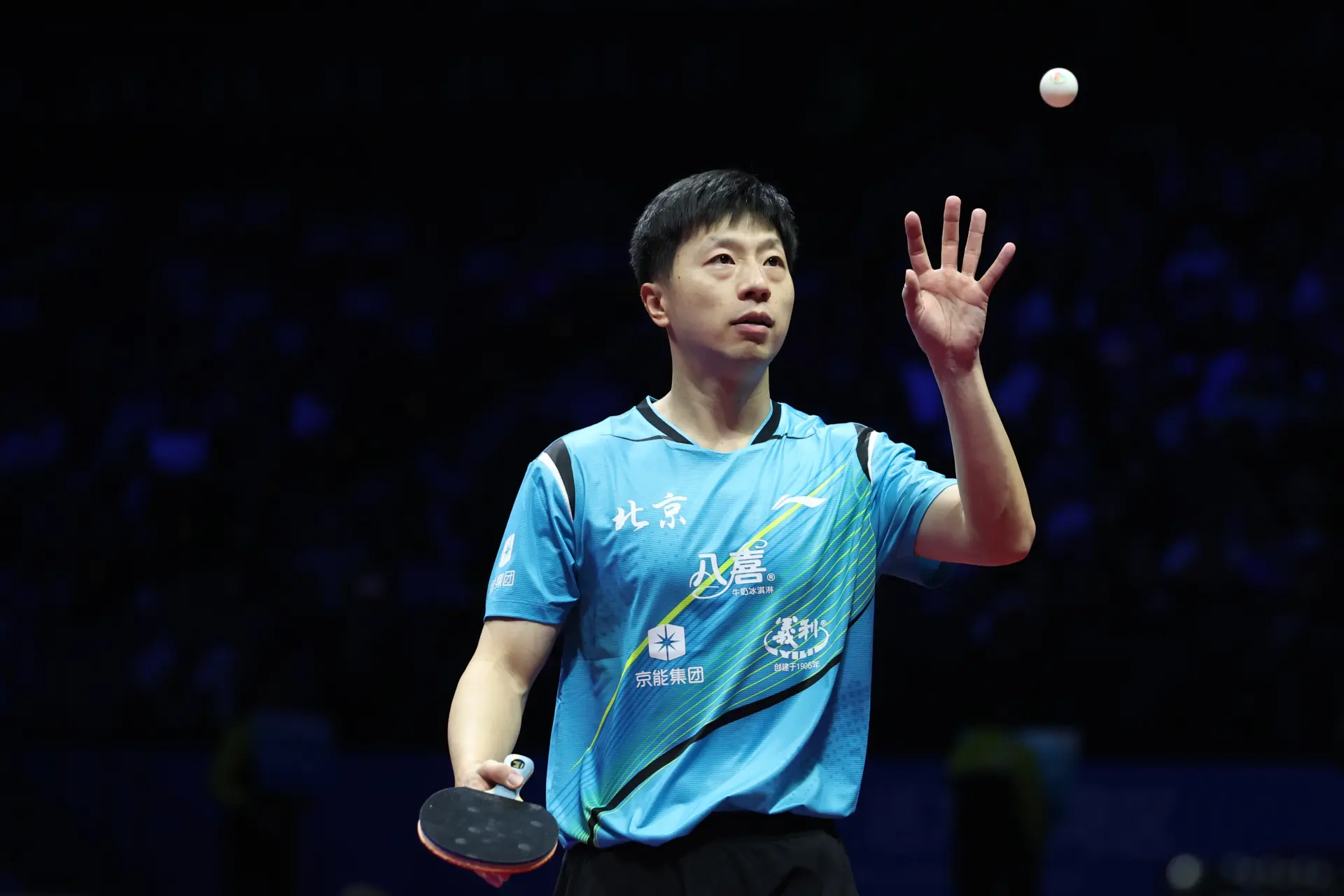 對於37歲的馬龍而言，這枚金牌不僅是他第六次參加全運會的首枚男團金牌，更讓他實現了全運會乒乓球四個項目均奪金的大滿貫偉業。(圖：新華社)