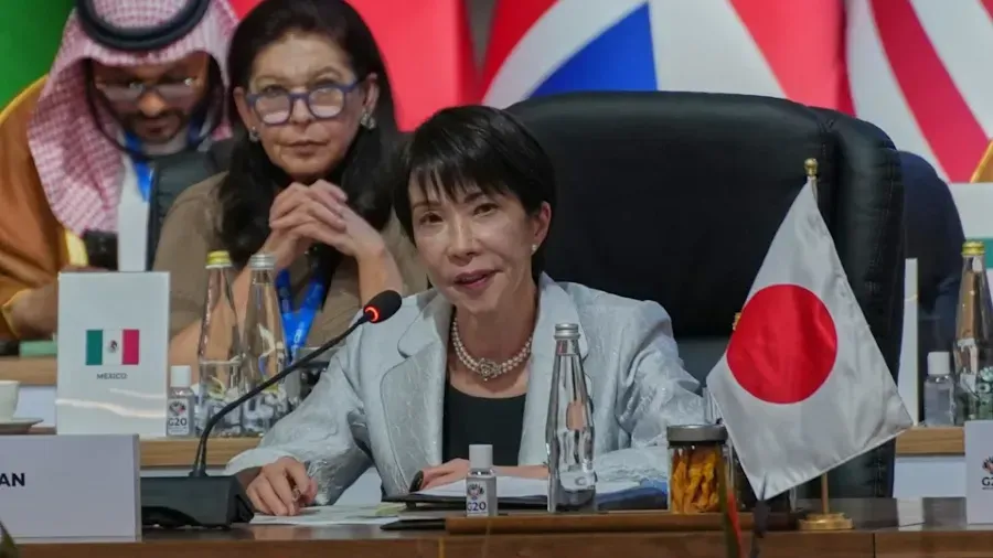 《讀賣新聞》最新民調 高市早苗對華立場獲56％日本選民支持　網友質疑：日本那麼多人想要戰爭？的封面圖片