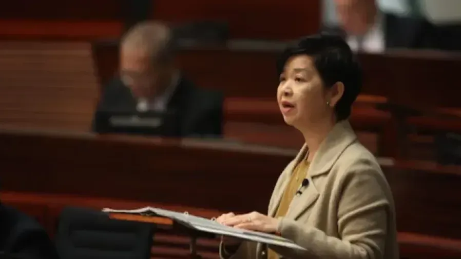 曾國衞何永賢傳短期內離任 港府回應：不回應揣測性報道的封面圖片