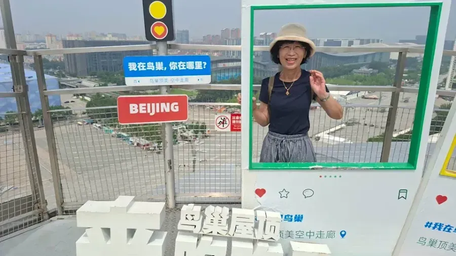 柯文哲妻子陳佩琪遊大陸直呼Amazing，自嘲差點被青鳥圍攻，完整旅遊行程曝光的封面圖片