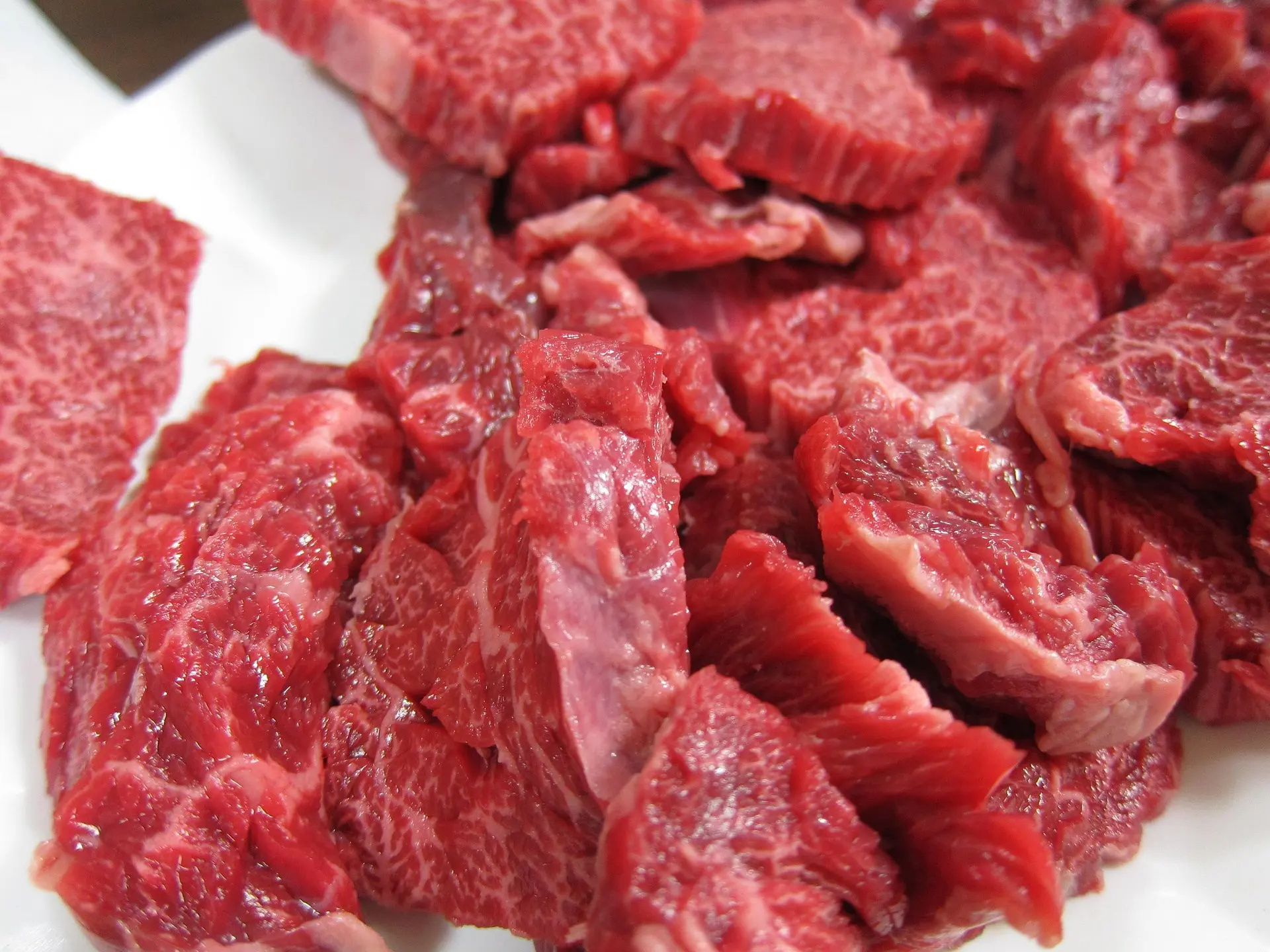過年買牛肉，牛腿肉vs牛肋條到底怎麼選？（示意圖來源：pixabay）