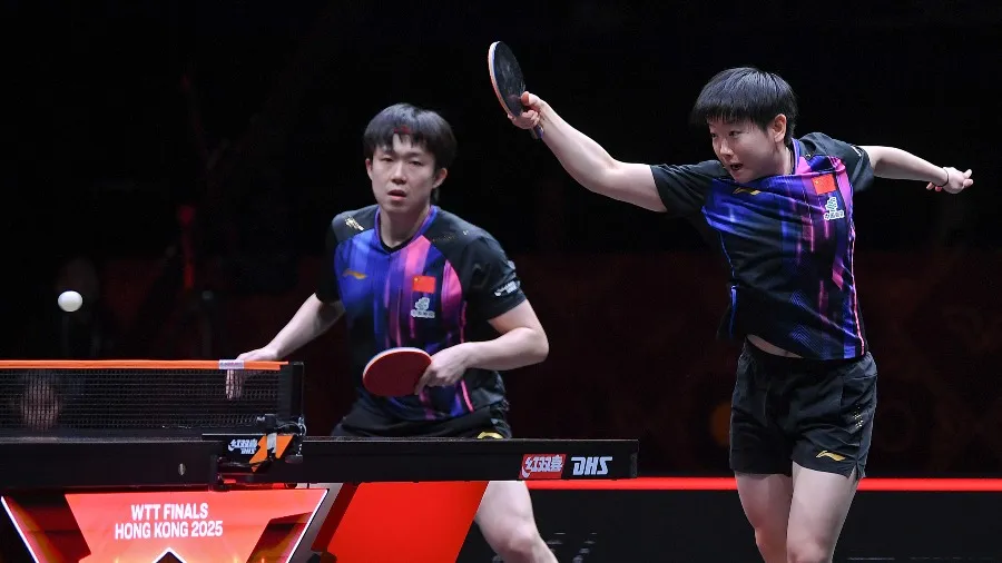 WTT香港總決賽混雙焦點戰：莎頭組合3:0橫掃世一組合 兩戰全勝晉級可期 王楚欽談取勝關鍵的封面圖片
