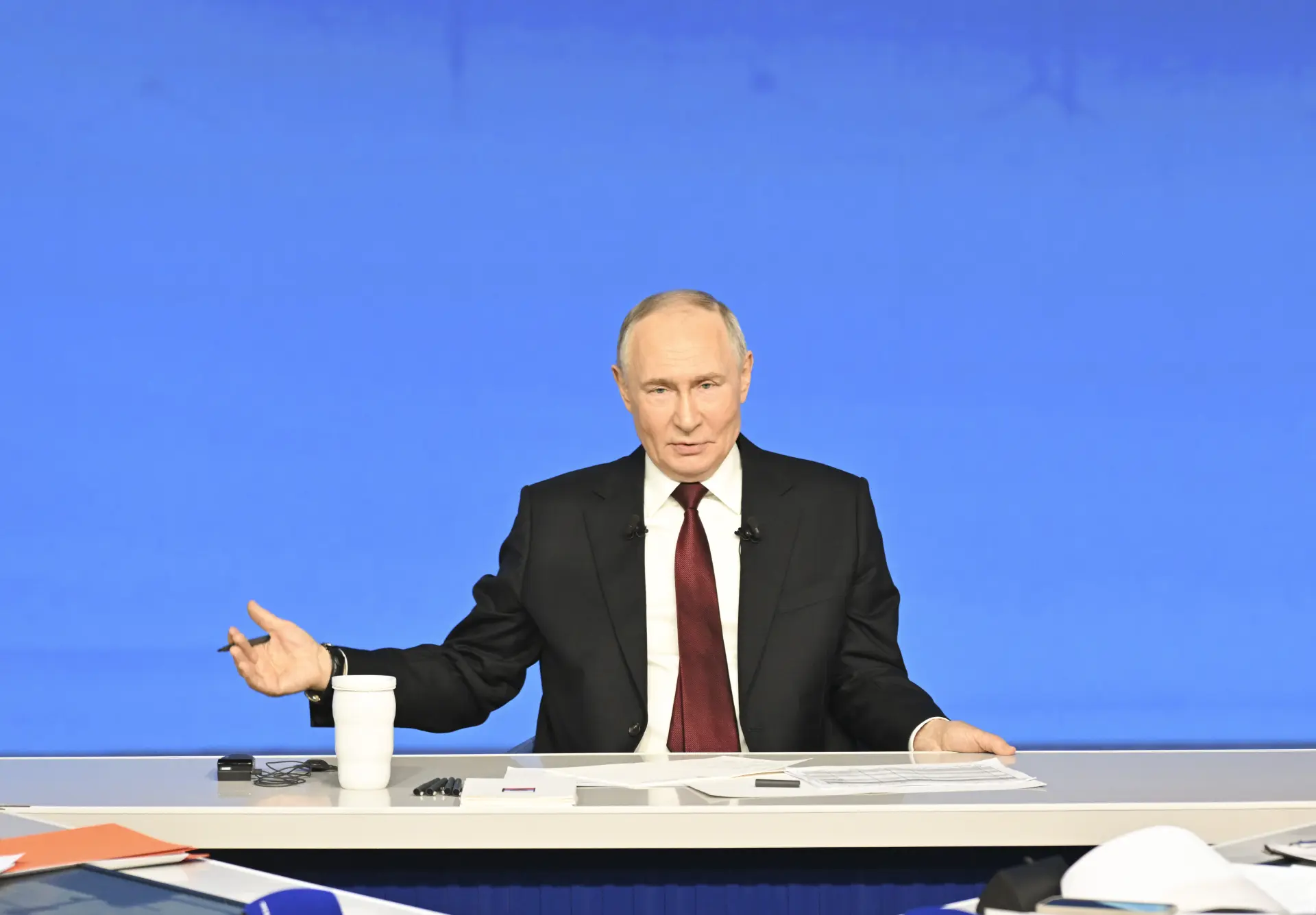 俄羅斯的腐敗，成了中國最好的教科書。在這次俄烏開戰前，俄羅斯先是情報失真，軍隊偽造了一份假信息忽悠普京，再加上其後勤補給的油料被倒賣。俄軍士兵裝備差，坦克裝甲不足，軍人還要吃過期的口糧。(圖：新華社)