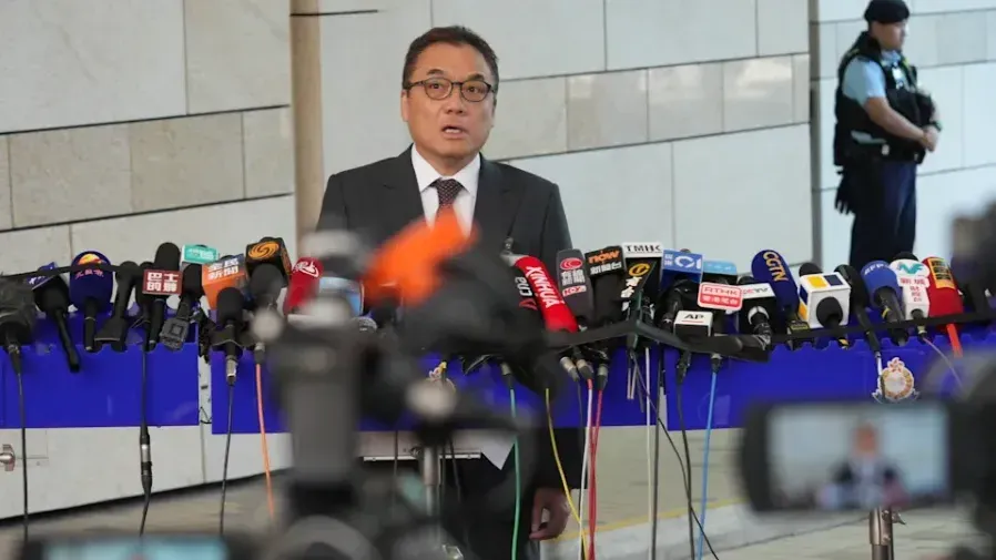 黎智英三項國安法罪名成立 國安處李桂華：用新聞自由作盾牌罄竹難書的封面圖片