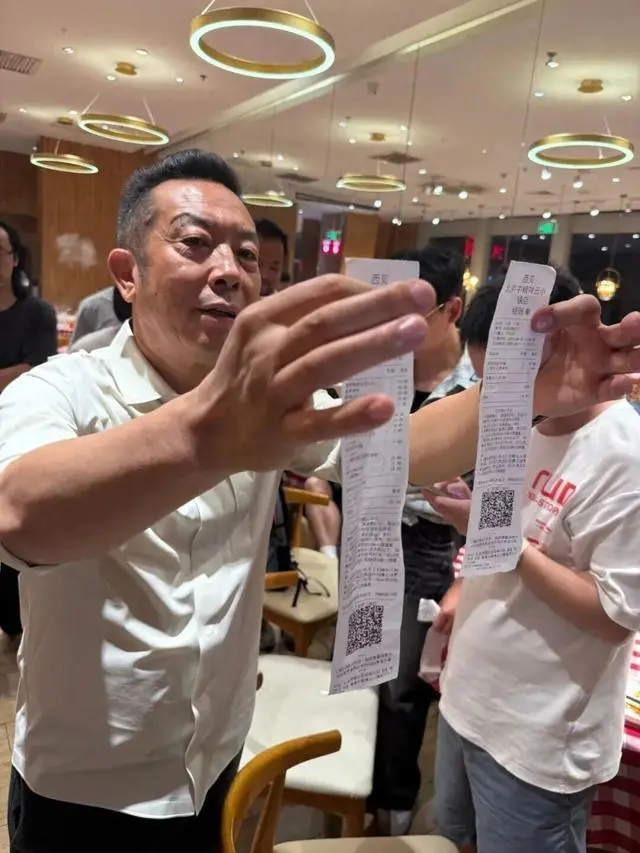 賈國龍近日在接受媒體專訪時透露，進入2026年後，西貝的分店營運狀況持續承受壓力。（抖音）