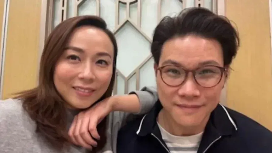 蘇永康密會「嫩版鄧麗欣」爆11年前舊相 太太馮翠珊親證婚前小插曲的封面圖片