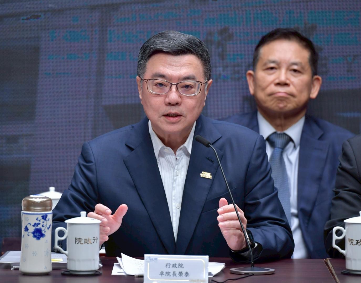 台行政部門負責人卓榮泰公佈因應「對等關稅」措施。（台行政部門網站）