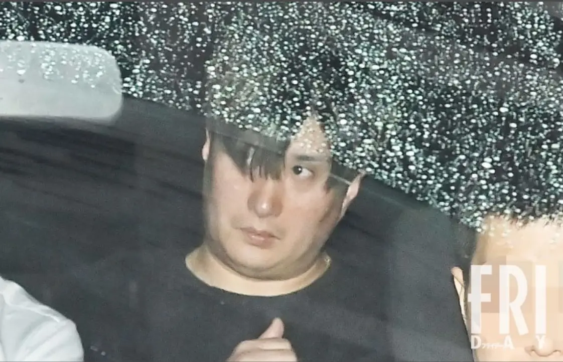 為15萬日元鋌而走險！3名女子內衣藏金走私，主謀被捕時還如此囂張！（來源：FRIDAYデジタル）