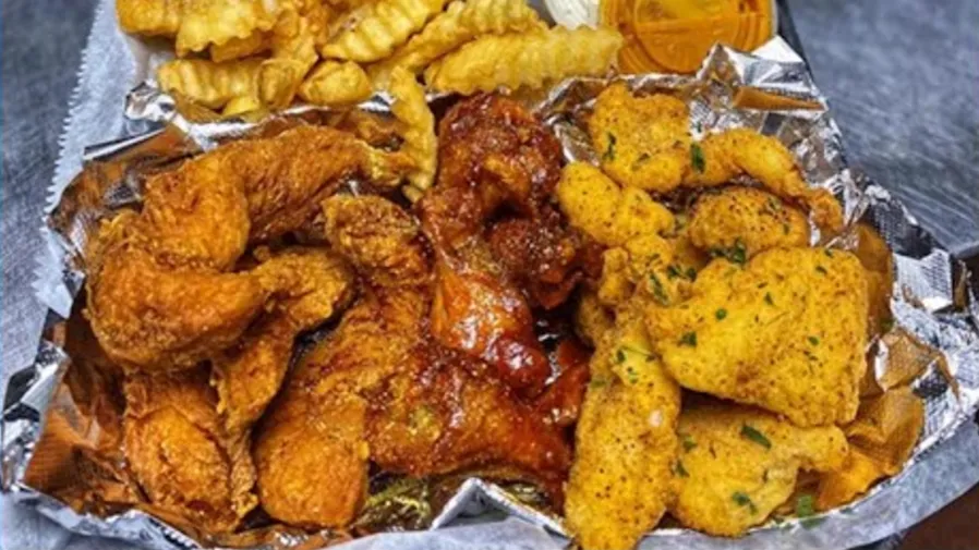 美國喬治亞州要給雞翅「正名」？檸檬胡椒味擬成官方指定口味的封面圖片