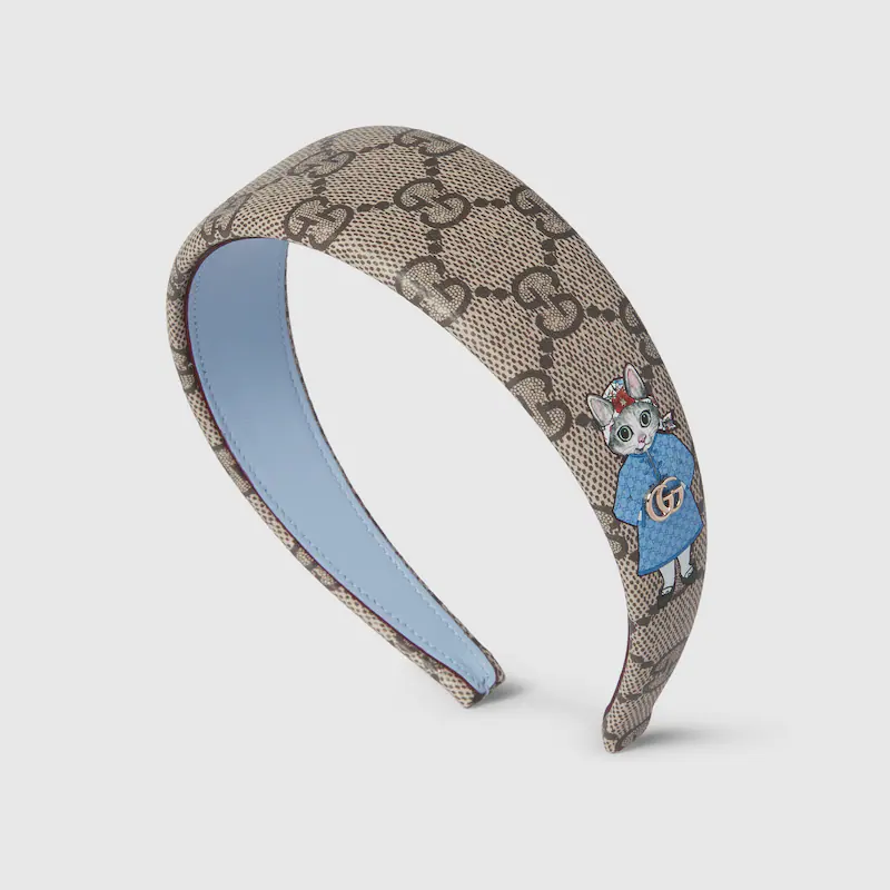 Japan Limited Yuko Higuchi 印花 GG 發帶，66,000 日元起。（來源：Gucci@官網）