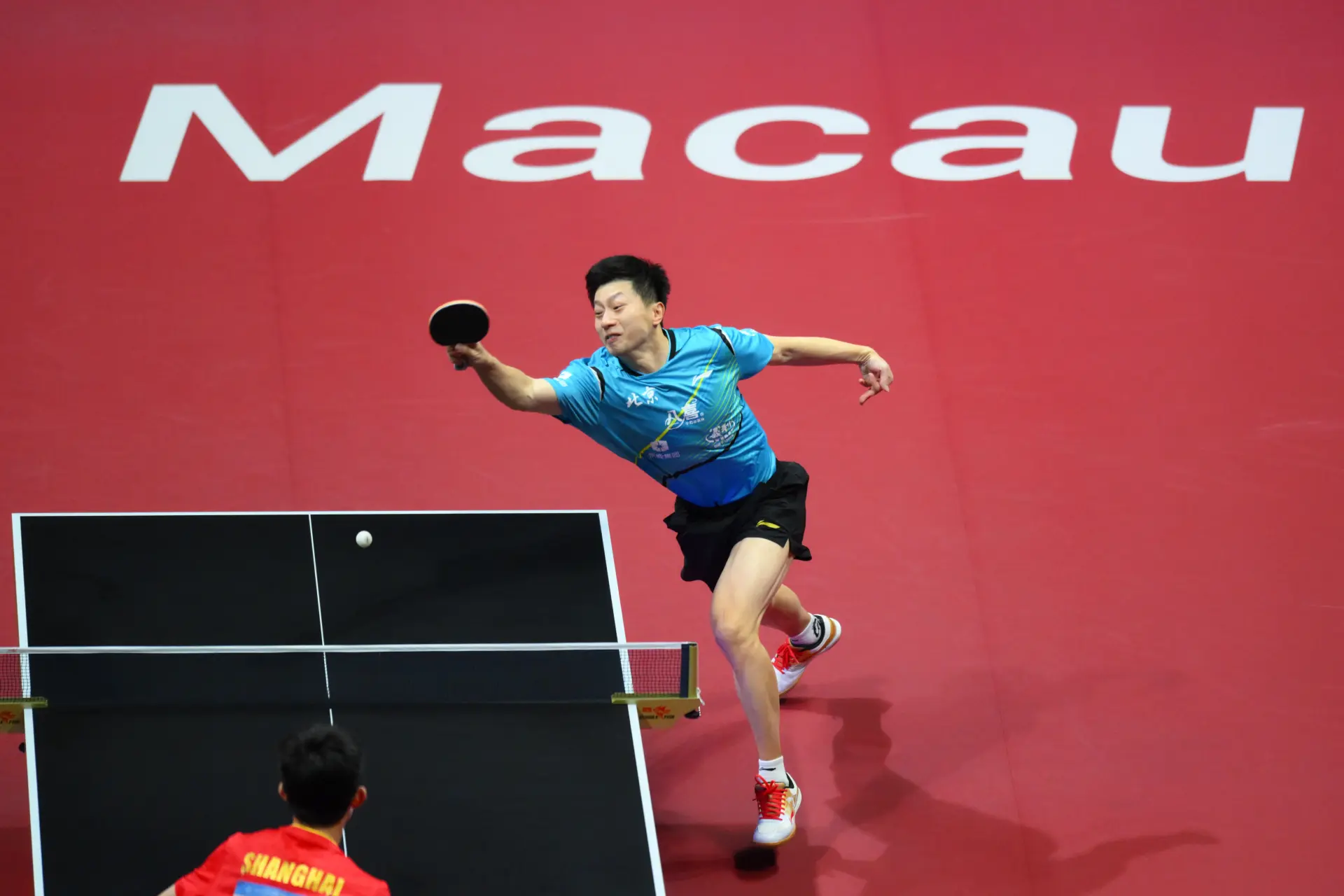 馬龍用37歲的堅持書寫傳奇，王楚欽在失利中快速調整扛起大旗，而樊振東、許昕的頑強拼搏同樣值得致敬。(圖：新華社)