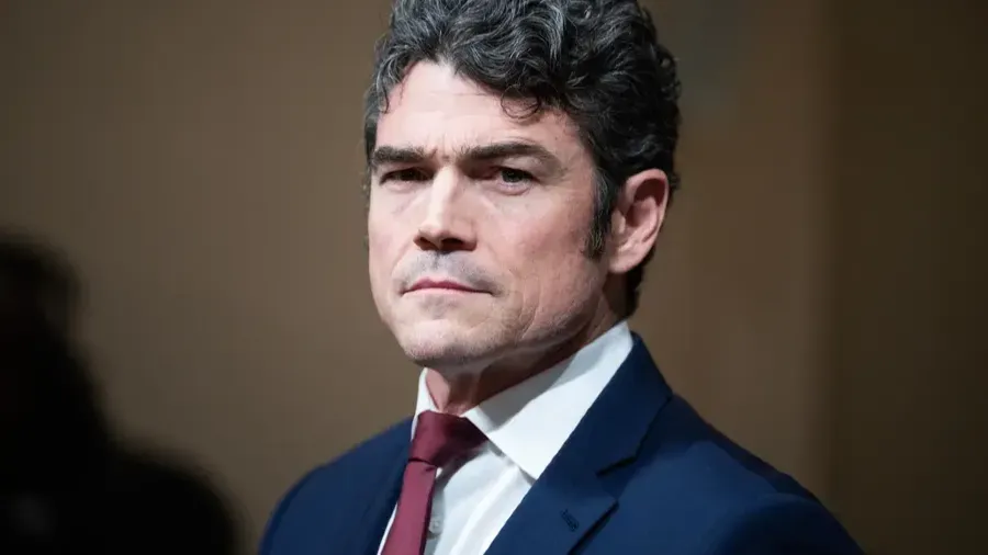 特朗普政府首位高階官員請辭！肯特控以色列遊說團體逼美對伊朗開戰的封面圖片