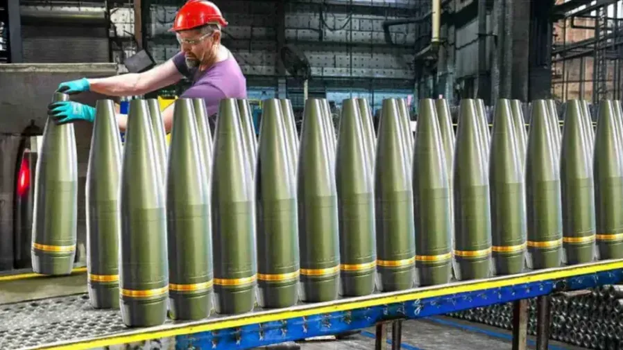 美軍砸 4.69 億美元建炮彈工廠 兩年零產出拖累 155 毫米炮彈產能目標的封面圖片