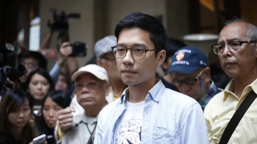 羅冠聰遭新加坡拒絕入境拘捕並遣返美國的封面圖片