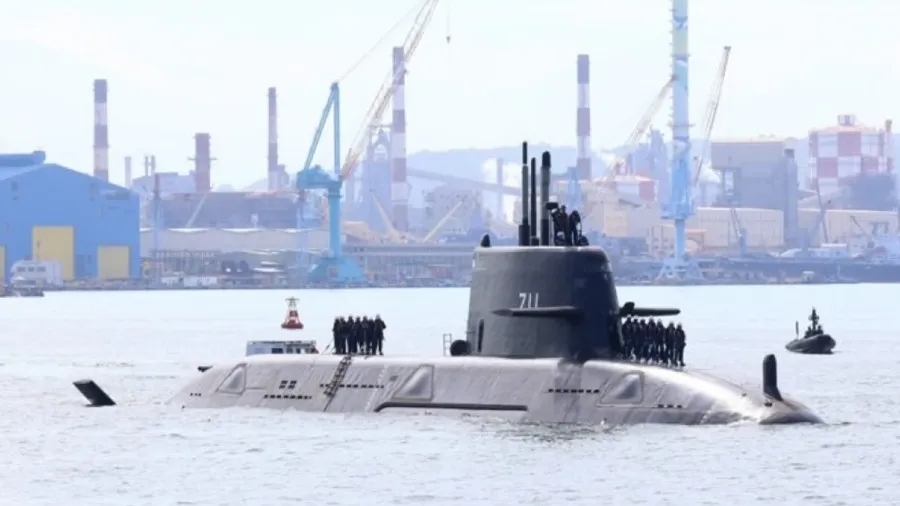 「海鯤號」的昂貴代價與戰略現實：從台灣潛艦計畫看中美海軍對比的封面圖片