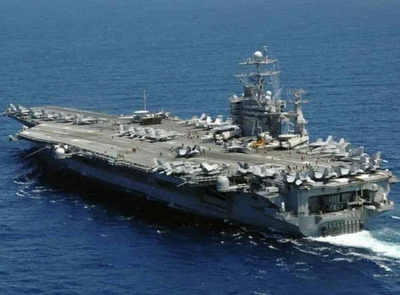 杜魯門號航空母艦。(美國海軍)