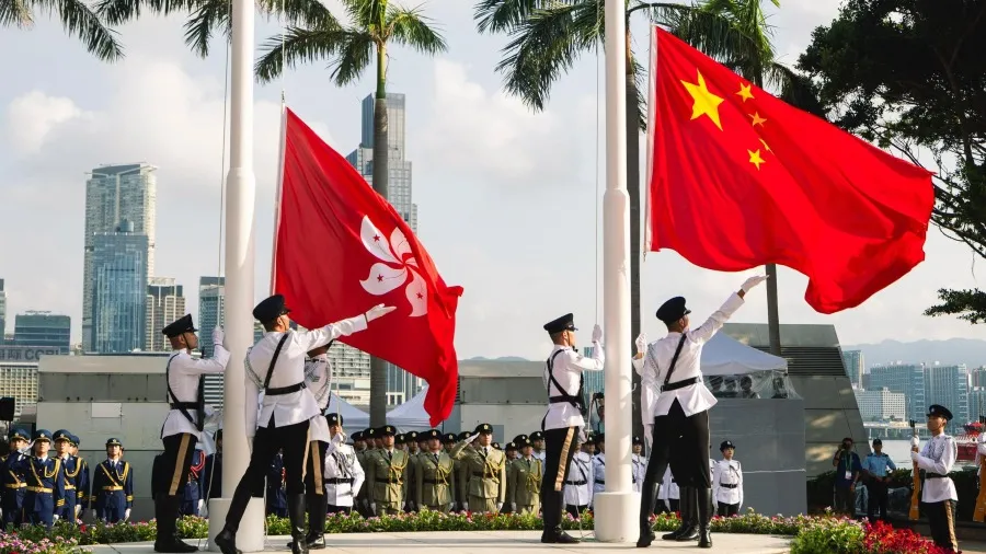 由治及興的治理飛躍 —— 香港制定「五年規劃」的戰略破局意義的封面圖片