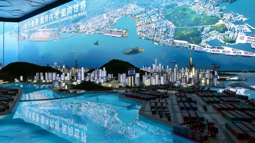 三角盾破週期:香港地產商的制度接骨與灣區共生術的封面圖片