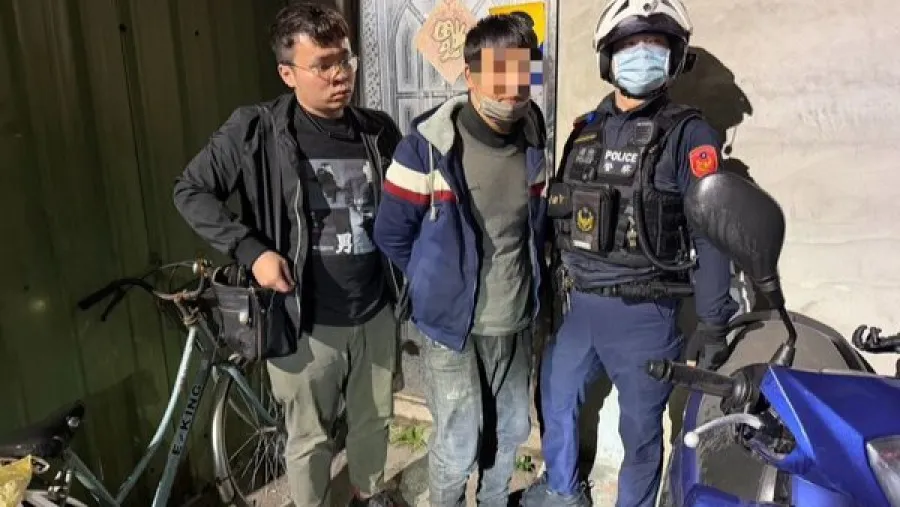 台灣新北蘆洲弒親案 雙親遭砍37刀慘死 嫌犯認長期被打罵早有殺意的封面圖片